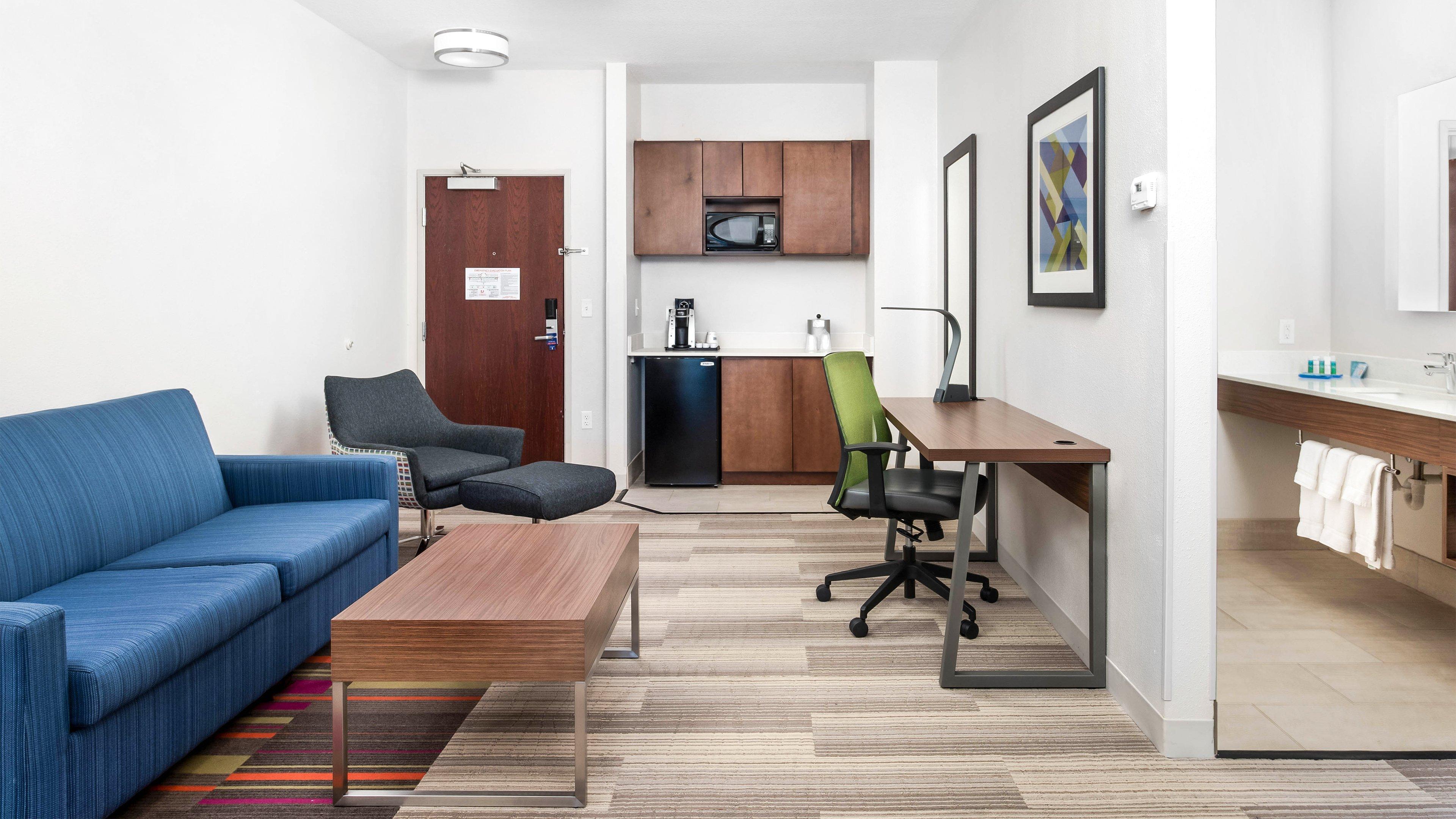 Holiday Inn Express Hotel And Suites Conroe By Ihg Exterior photo
