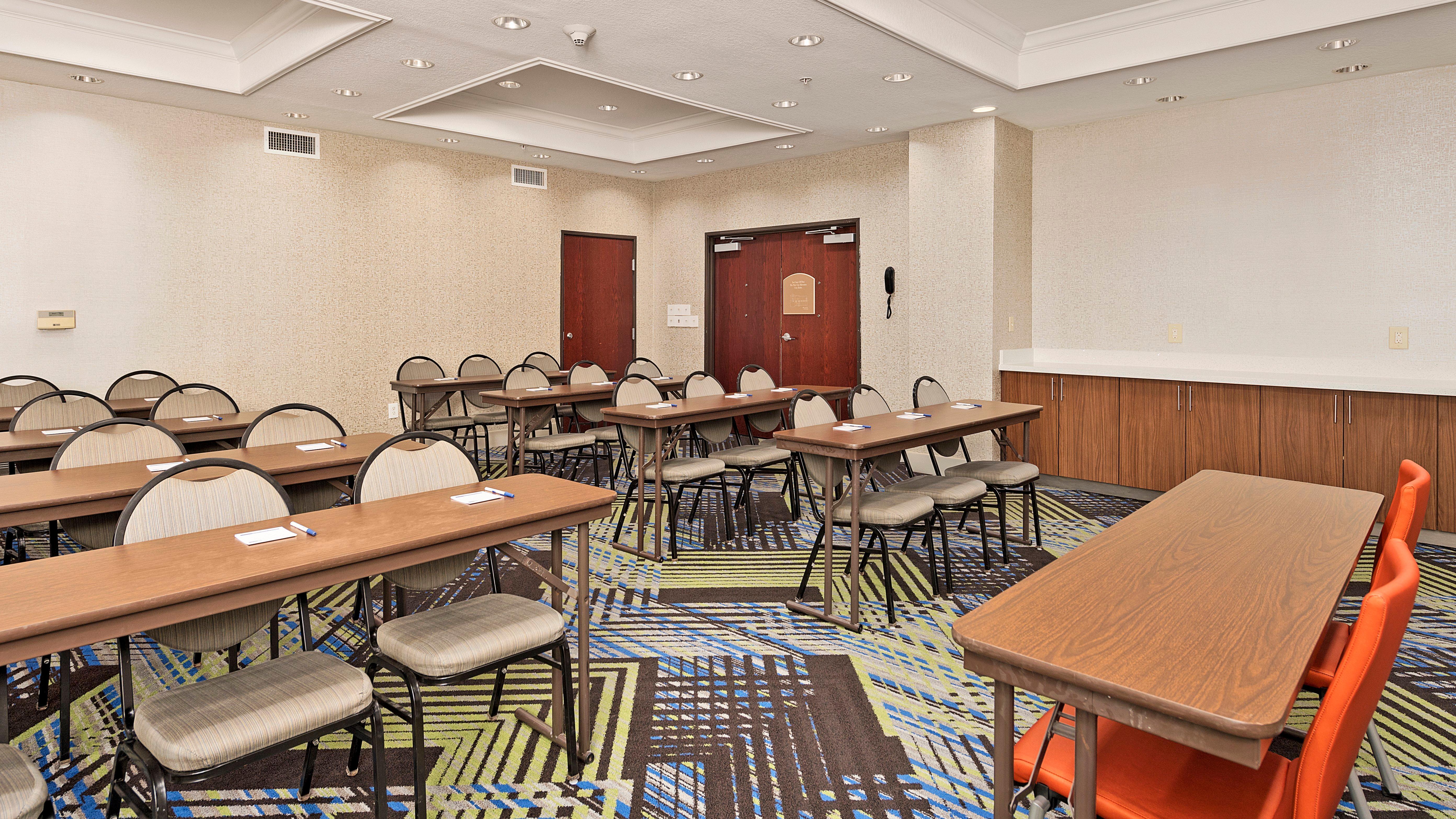 Holiday Inn Express Hotel And Suites Conroe By Ihg Exterior photo