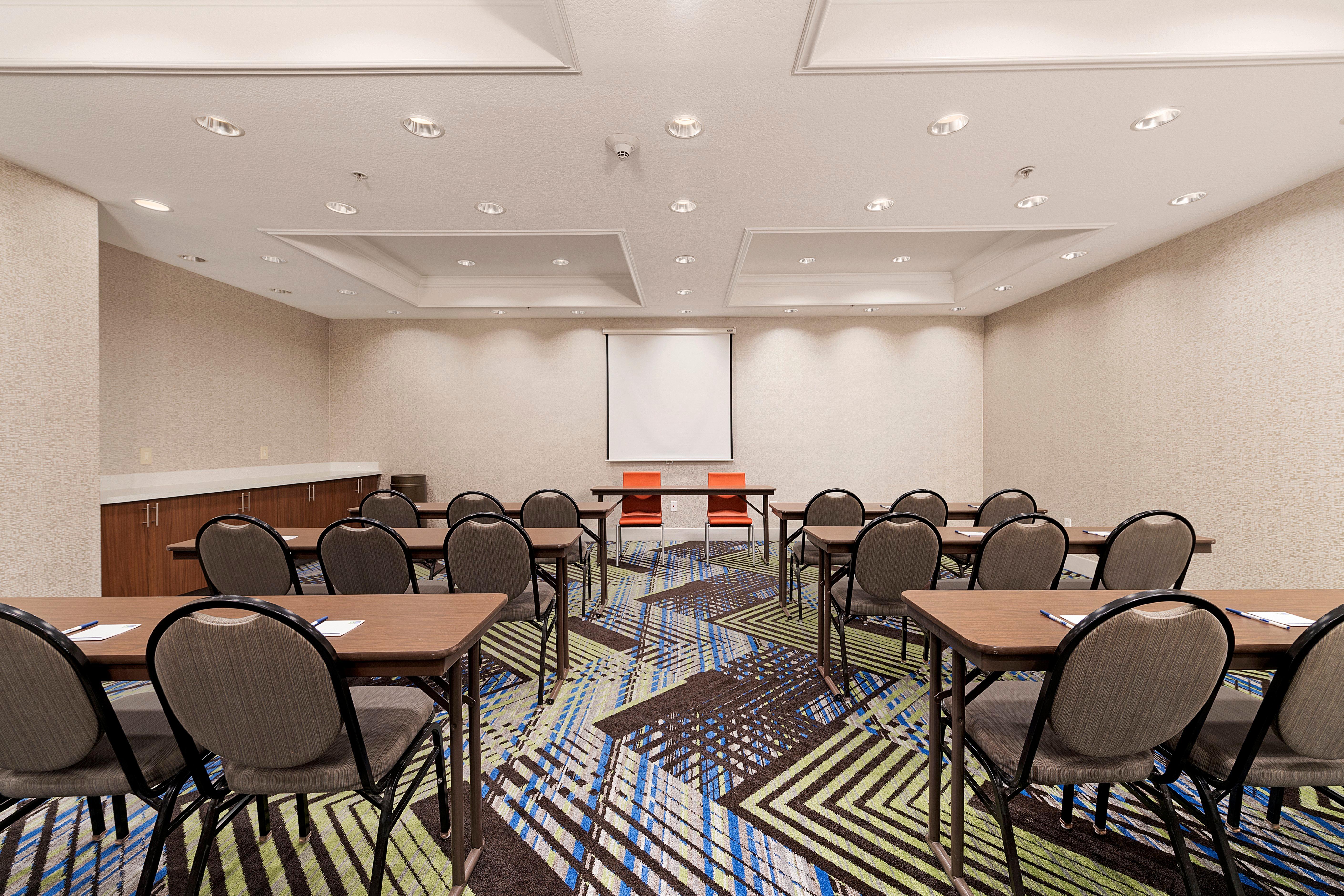 Holiday Inn Express Hotel And Suites Conroe By Ihg Exterior photo