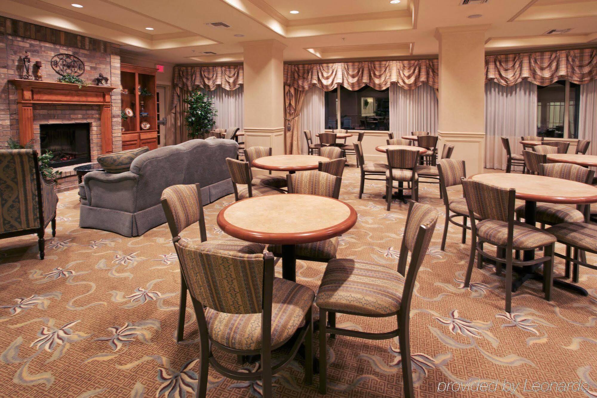 Holiday Inn Express Hotel And Suites Conroe By Ihg Exterior photo